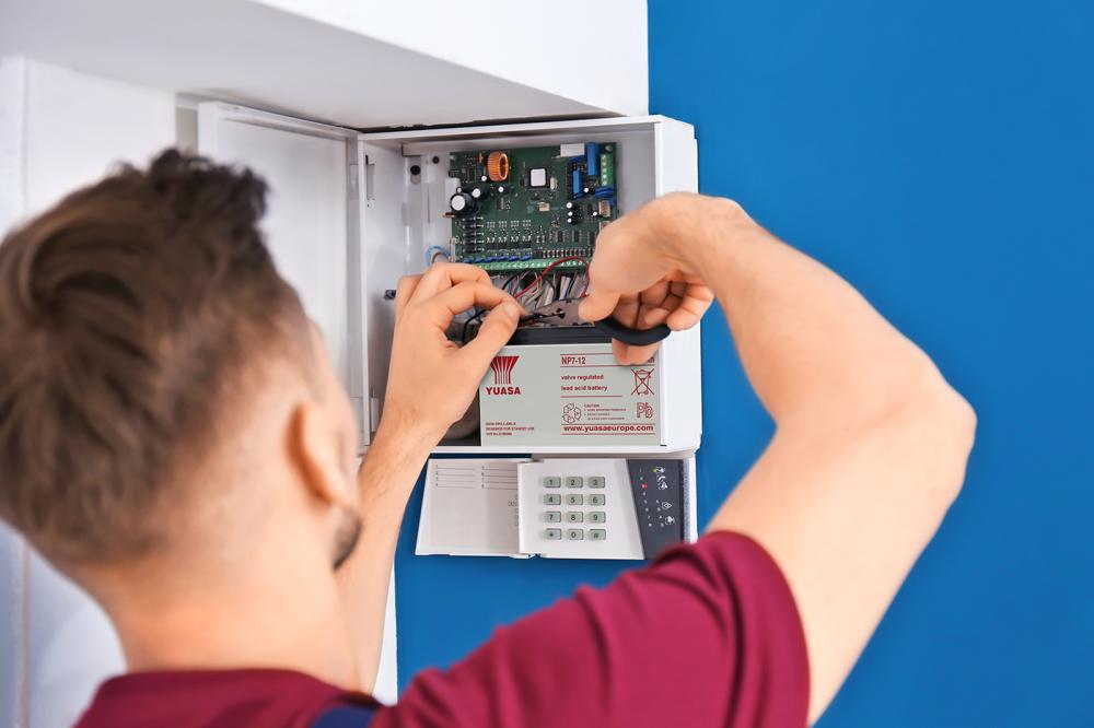 Batteries industrielles Yuasa : fiabilité, performances et usages professionnels